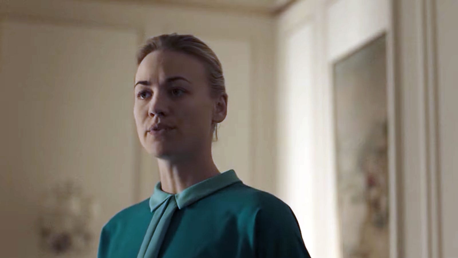 Severe and cruel, a lady authoritarian in a green dress: Yvonne Strahovski in the role of Serena Joy Waterford in 'A Handmaid's Tale'